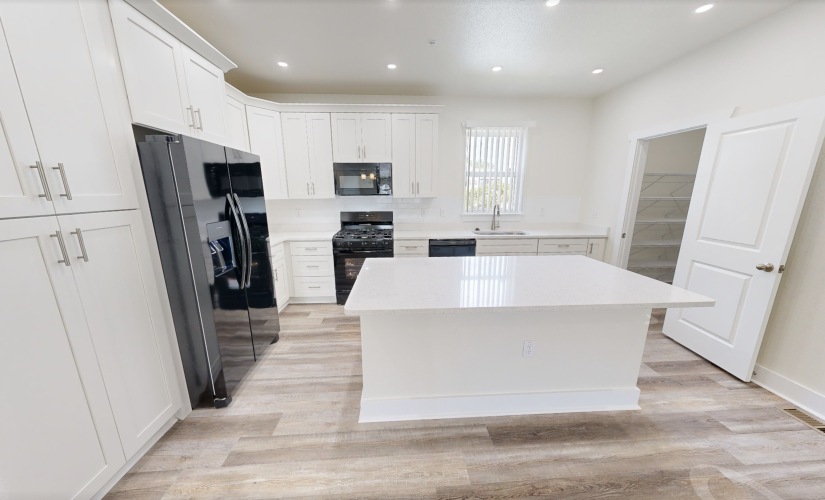 4 Bedroom